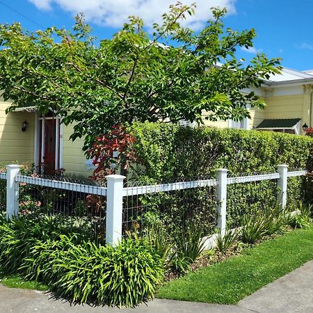 Central Garden Villa Whanganui Exterior foto